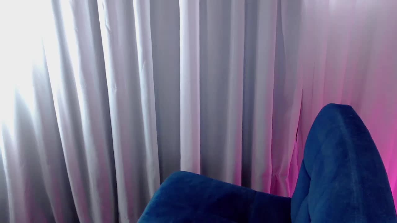Viktoriya52 Cam Show Recorded 2025-04-09