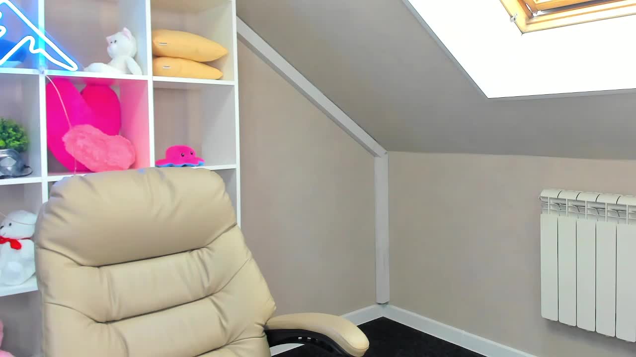 HeatherReese Cam Show Recorded 2025-04-09