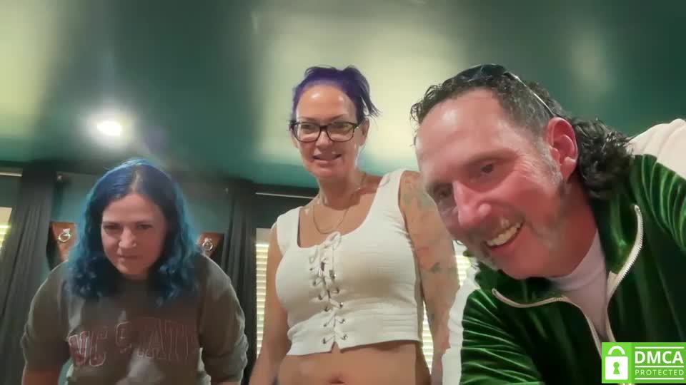 Matchingtracksuits Cam Show Recorded 2025-04-09