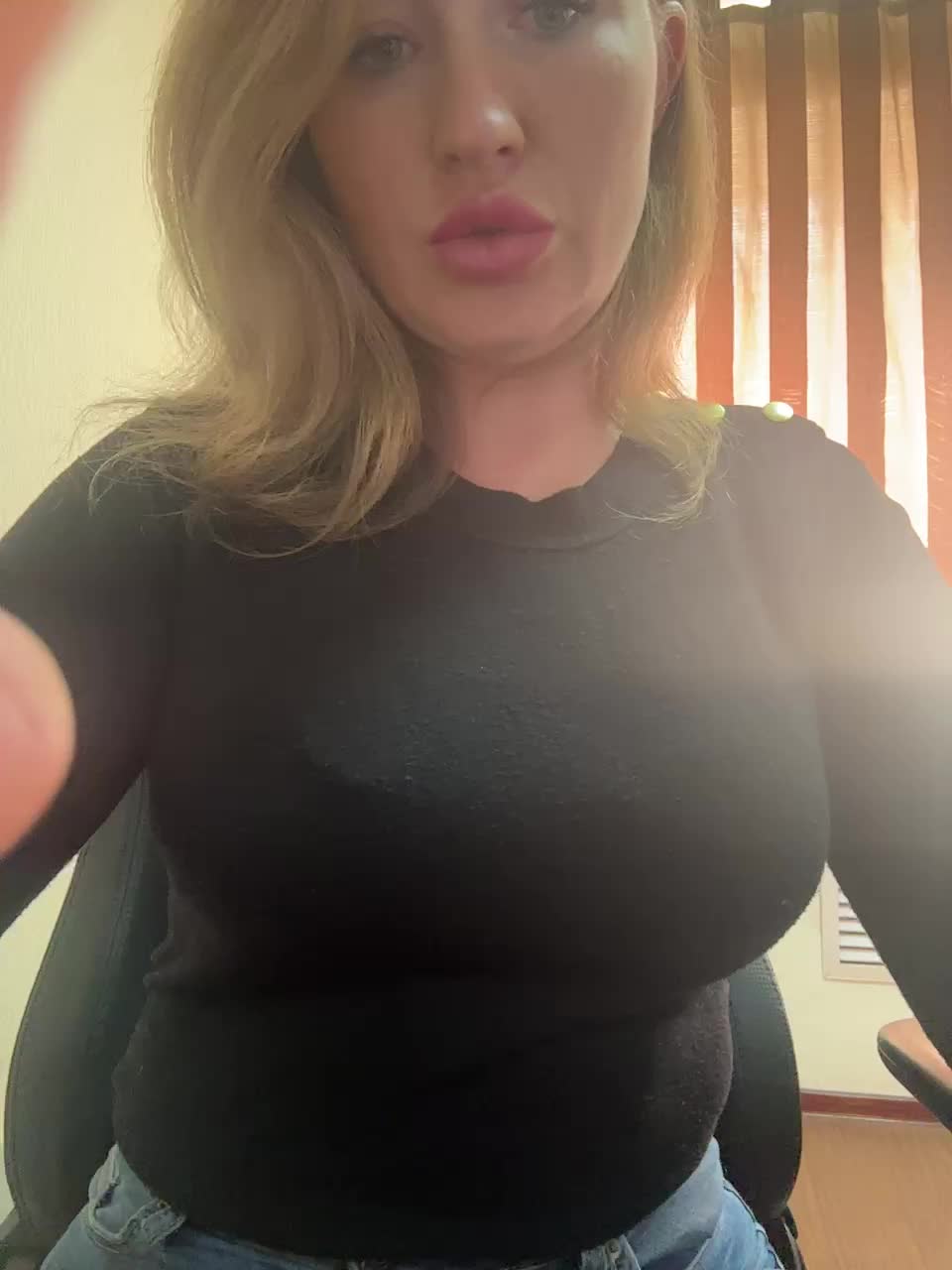 Goddesssssss Cam Show Recorded 2025-04-09