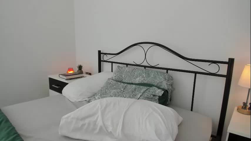 Naughtynerdygirl Cam Show Recorded 2025-04-09