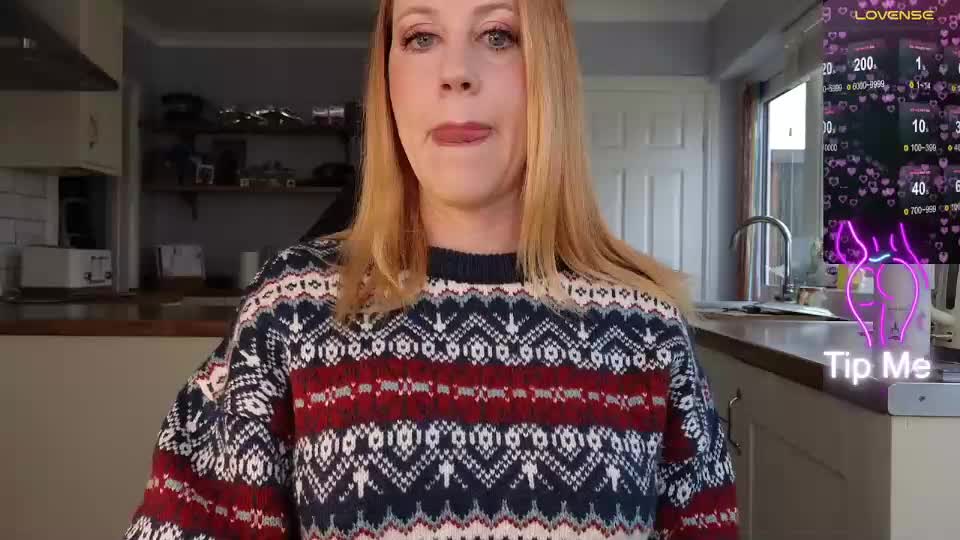 Stripmequick Cam Show Recorded 2025-04-09