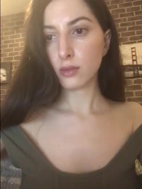 Hot-lina Cam Show Recorded 2025-04-10