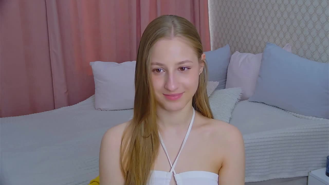 BritneyCruze Cam Show Recorded 2025-04-10