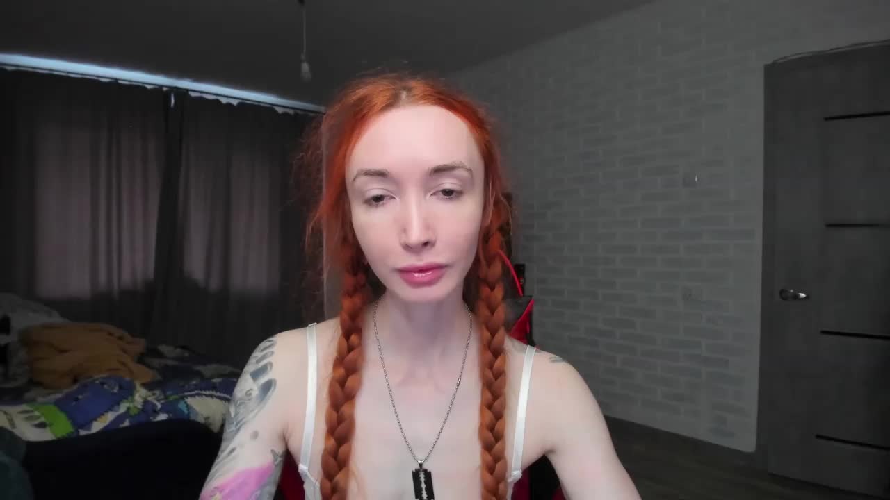 Roxy-Sun Cam Show Recorded 2025-04-10