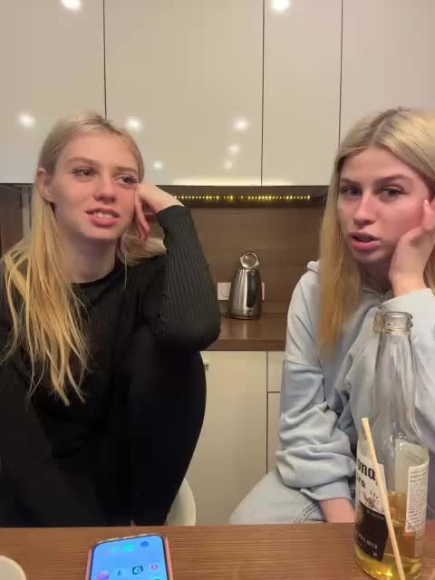 VibroMashulkaDashulka Cam Show Recorded 2025-04-10