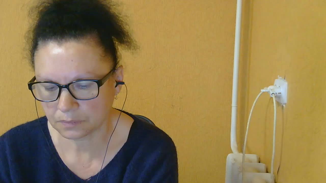 Liddia Cam Show Recorded 2025-04-10