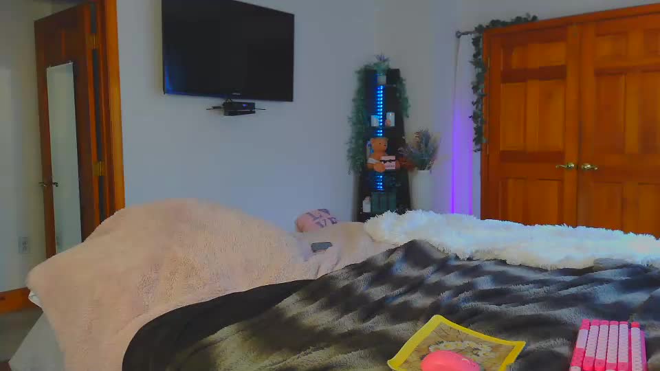 Jessabelle_diamond Cam Show Recorded 2025-04-10