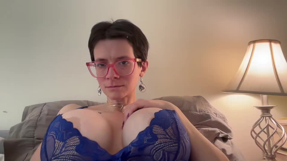 Naomi_reah Cam Show Recorded 2025-04-10