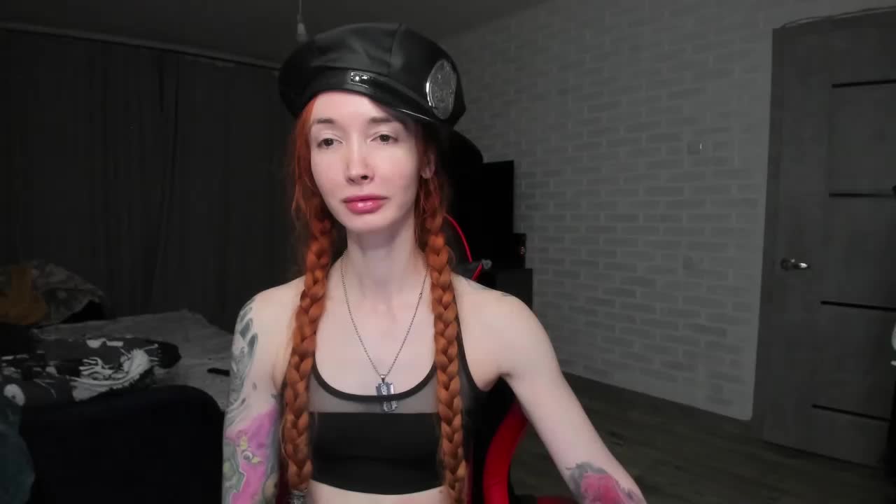 Roxy-Sun Cam Show Recorded 2025-04-11