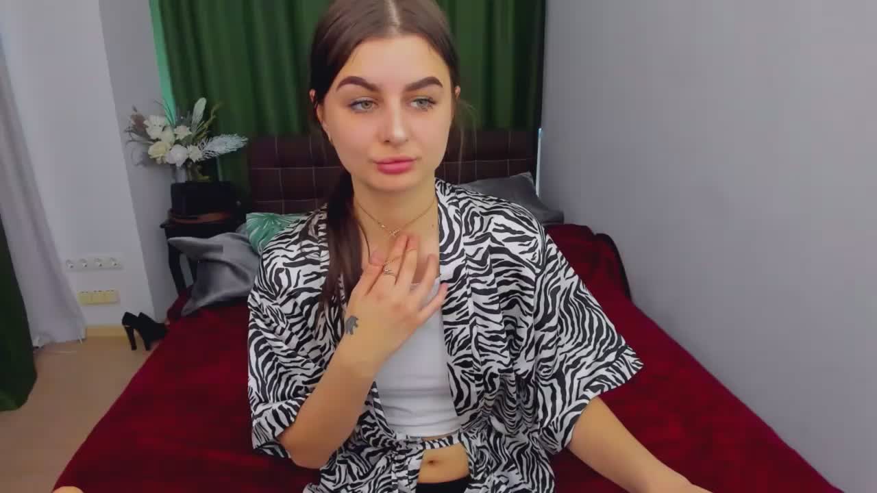 EmmaOlsen4u Cam Show Recorded 2025-04-11