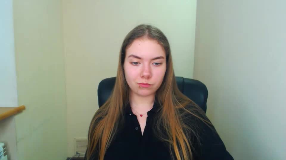 Zoey_deuttch Cam Show Recorded 2025-04-11