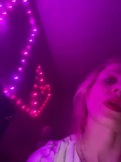 ClitGames Cam Show Recorded 2025-04-11