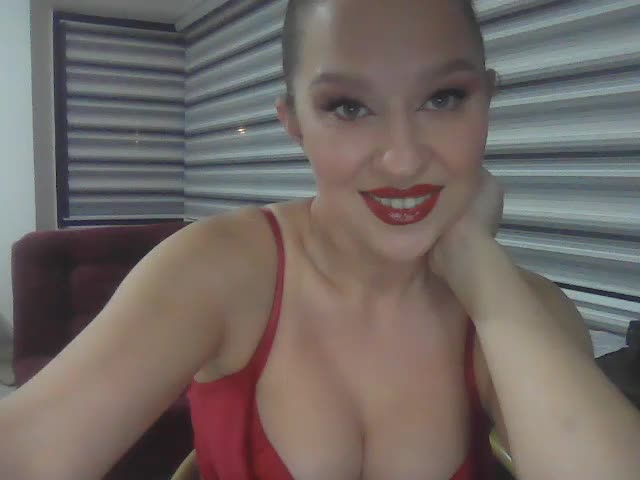 Emiliya-325 Cam Show Recorded 2025-04-12