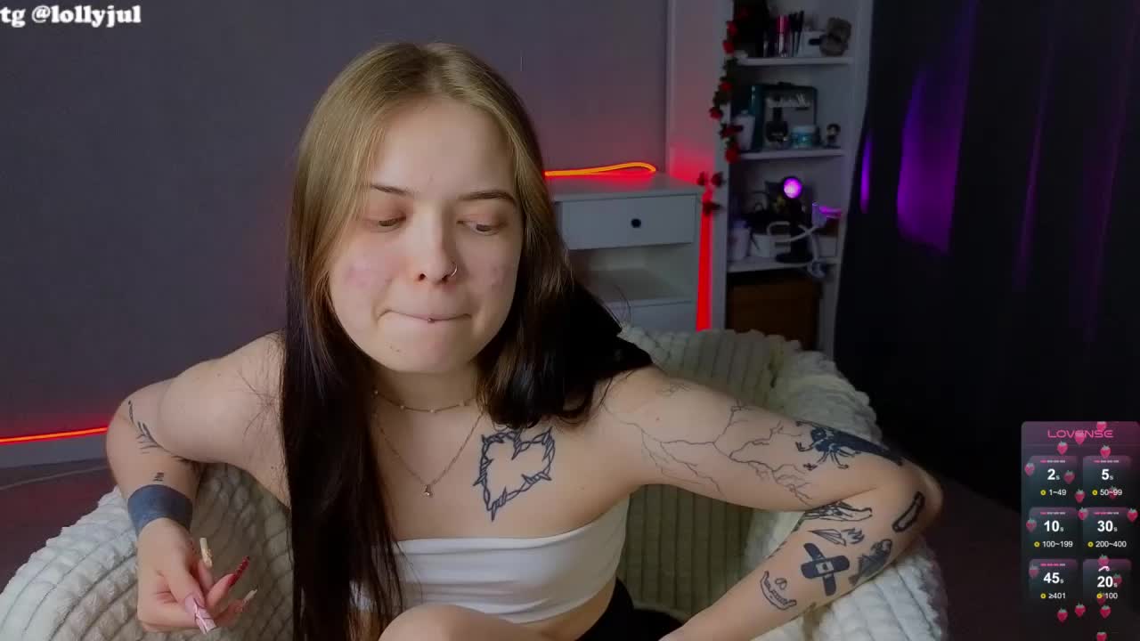 Doll_lol_ Cam Show Recorded 2025-04-12