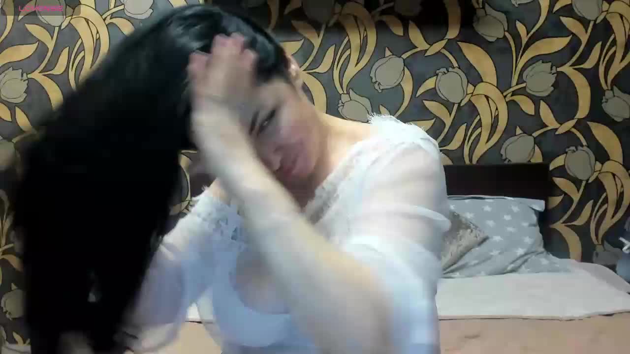 LouiseJenkin Cam Show Recorded 2025-04-12