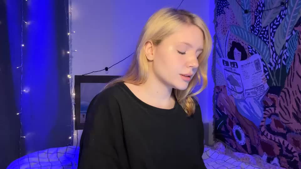 Nancy_witch Cam Show Recorded 2025-04-13