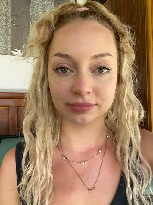 Melissa_grr Cam Show Recorded 2025-04-13