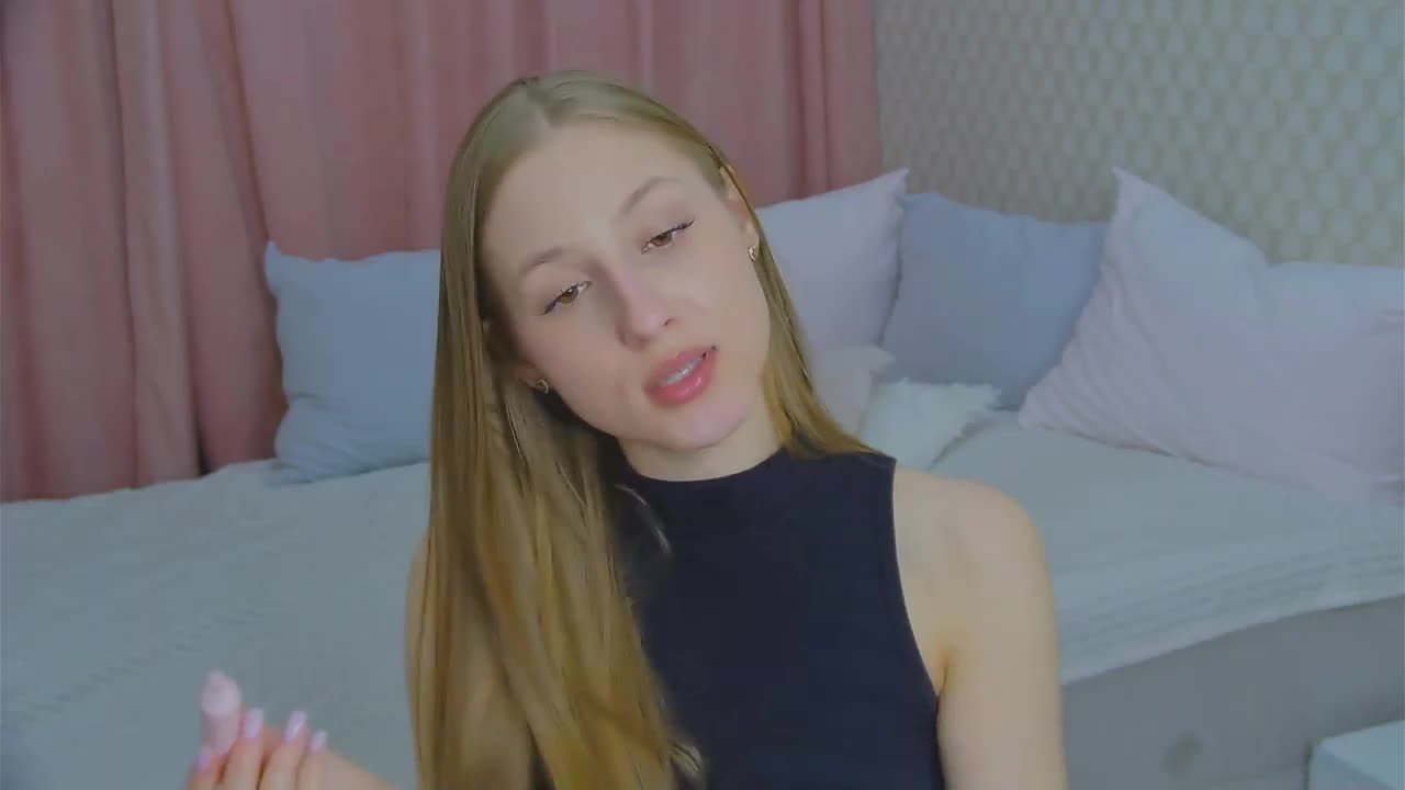 BritneyCruze Cam Show Recorded 2025-04-13