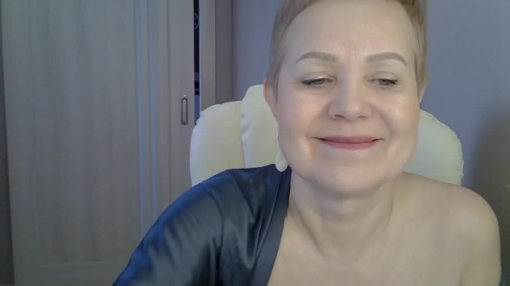 MadamMadam Cam Show Recorded 2025-04-13