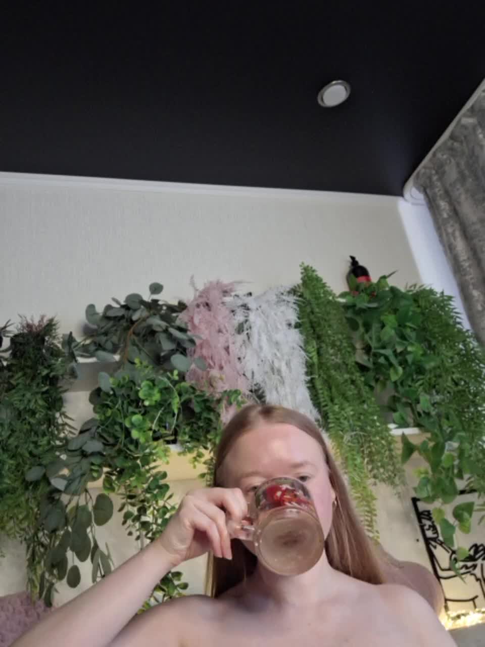 -scyrim- Cam Show Recorded 2025-04-14