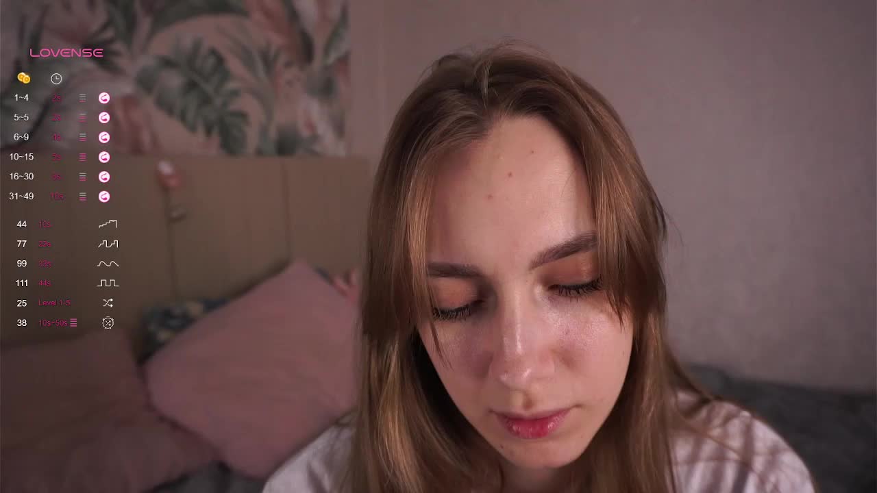 ElwineHigginson Cam Show Recorded 2025-04-14