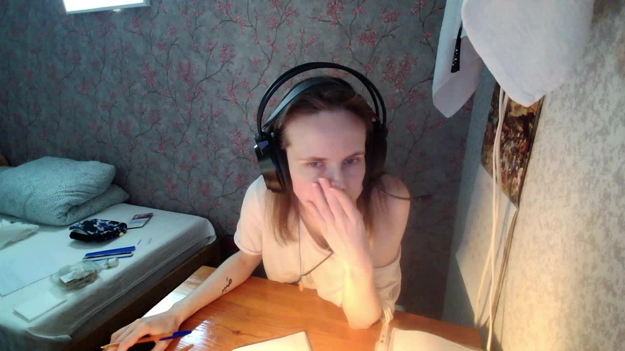 Magretta_Dering Cam Show Recorded 2025-04-15