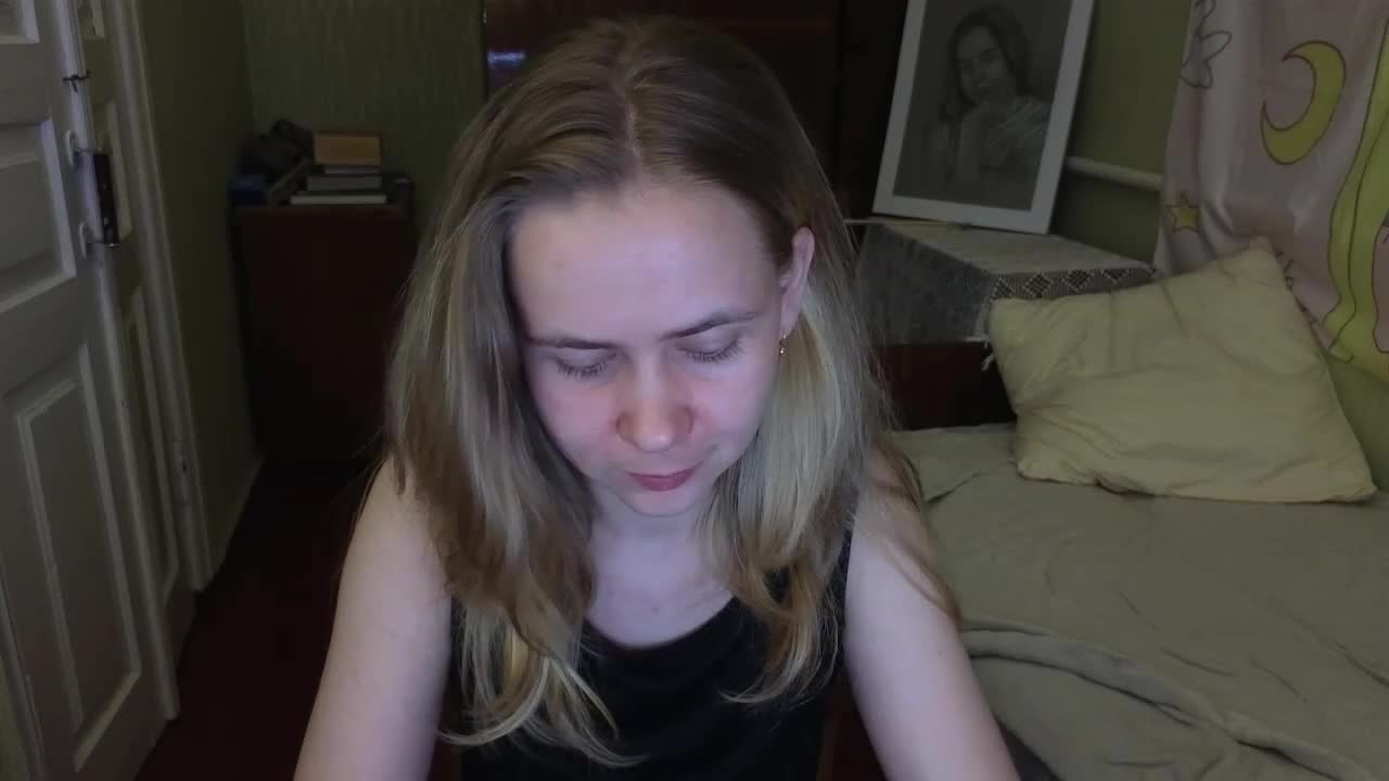 Riley_Roo Cam Show Recorded 2025-04-15