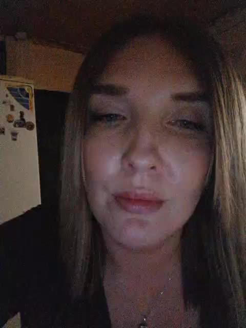 SexyFrau Cam Show Recorded 2025-04-15