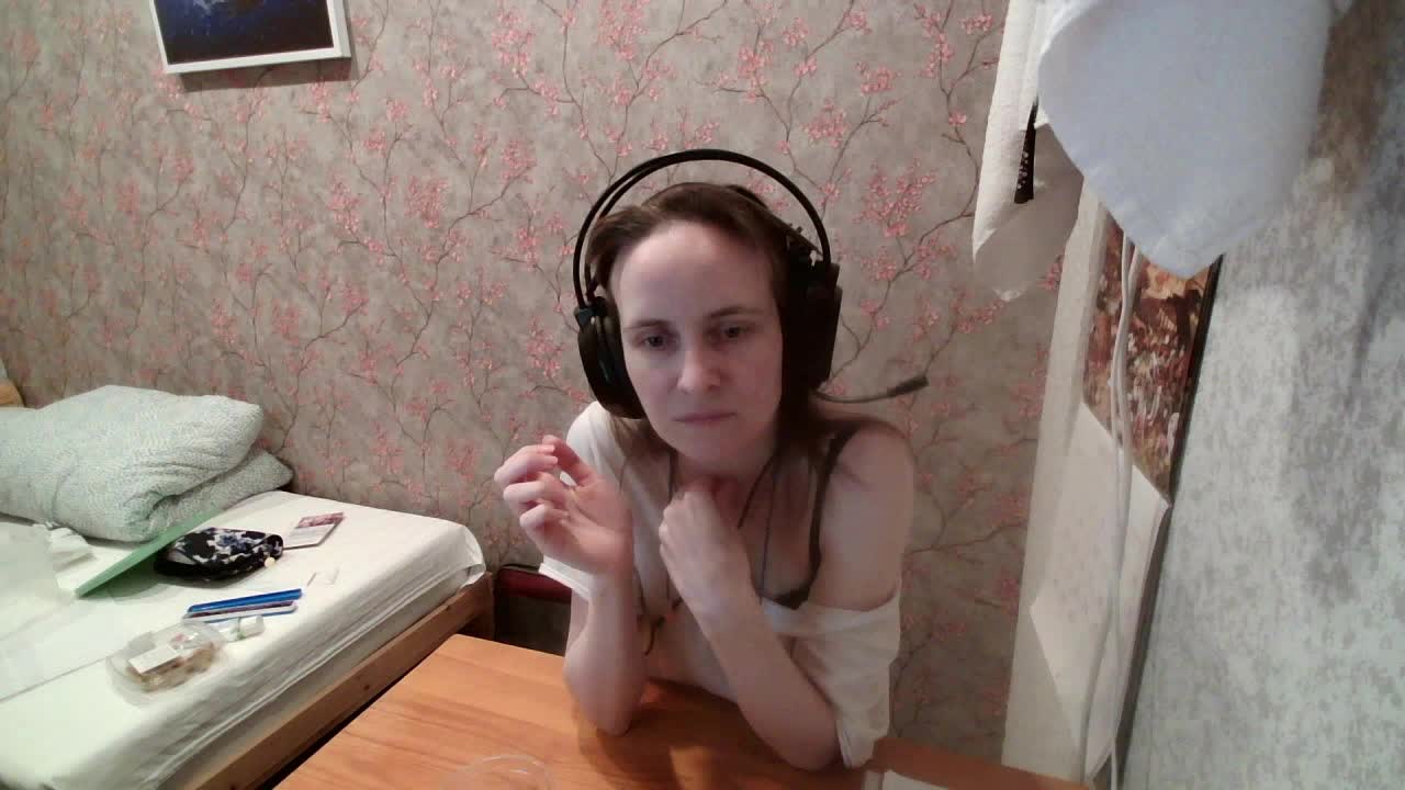 Magretta_Dering Cam Show Recorded 2025-04-15