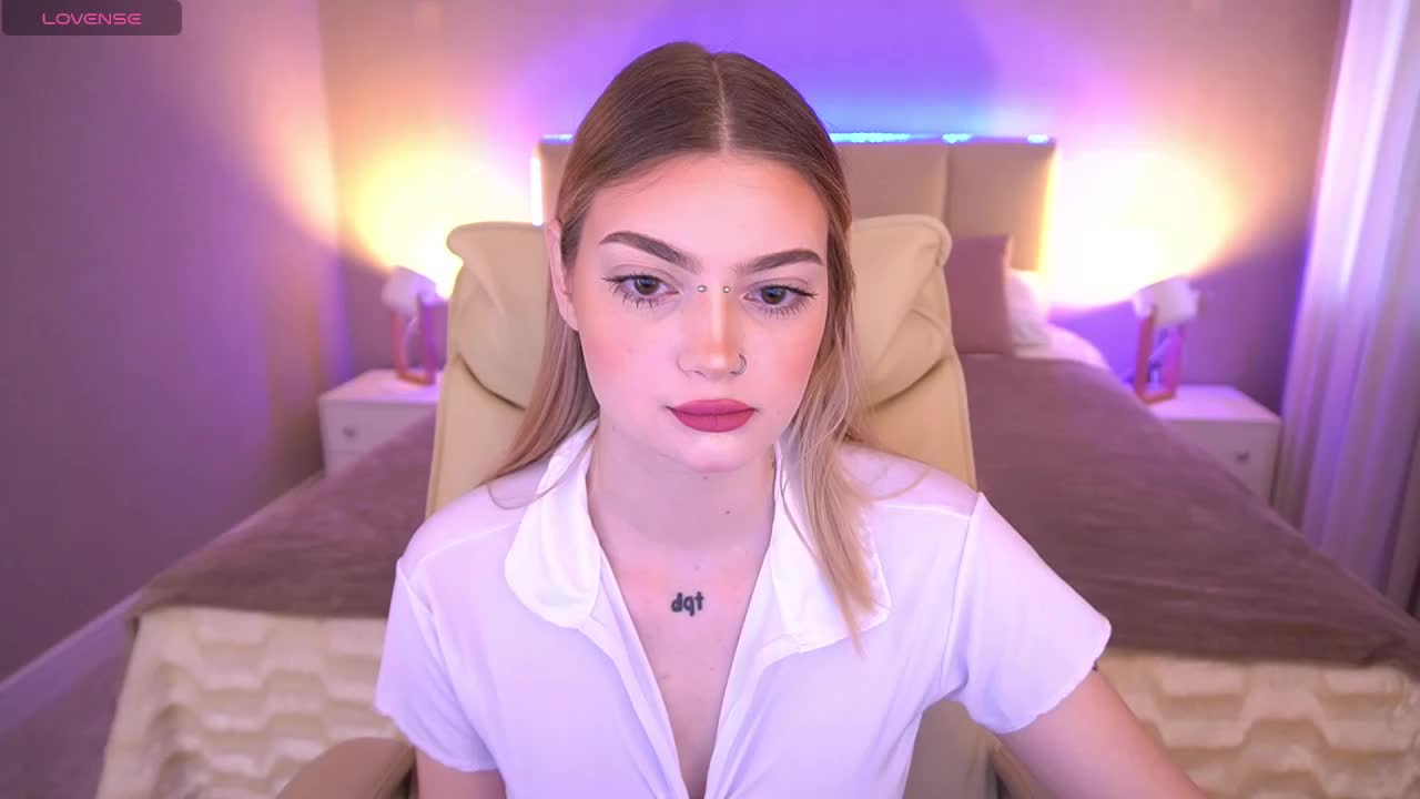 BayleeGlam Cam Show Recorded 2025-04-15