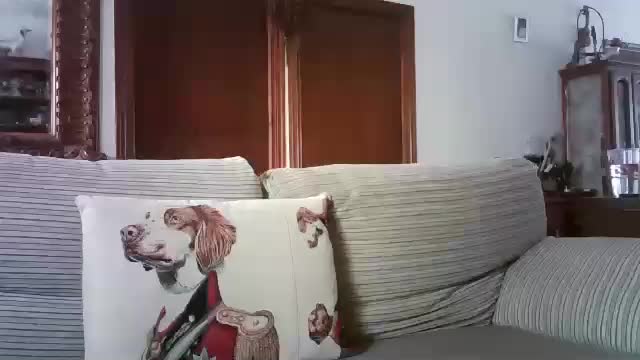 Lolahueso Cam Show Recorded 2025-04-15
