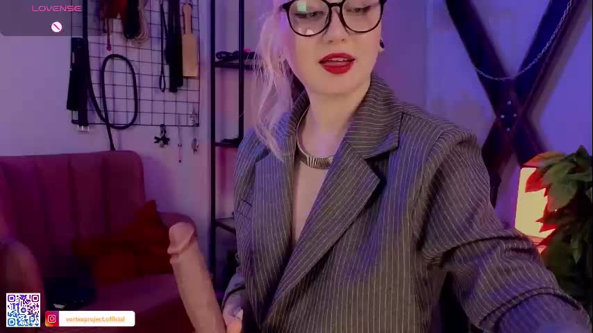 Koracrosbie Cam Show Recorded 2025-04-16