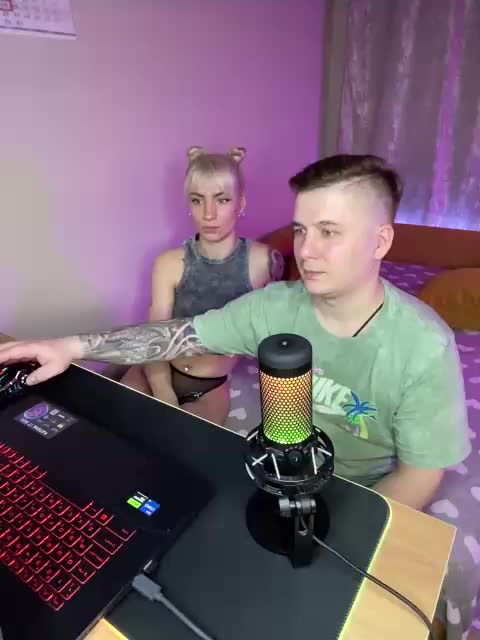 HulkLisandra Cam Show Recorded 2025-04-16