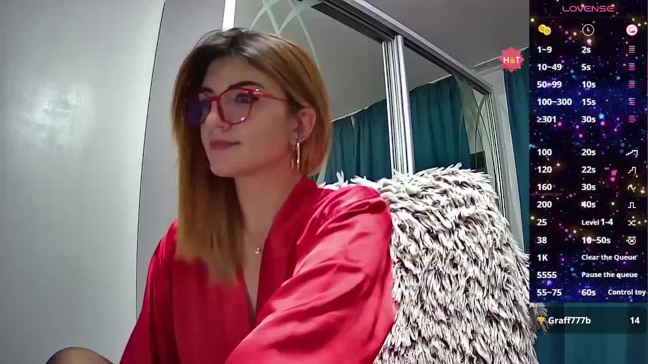 Helleny Cam Show Recorded 2025-04-16