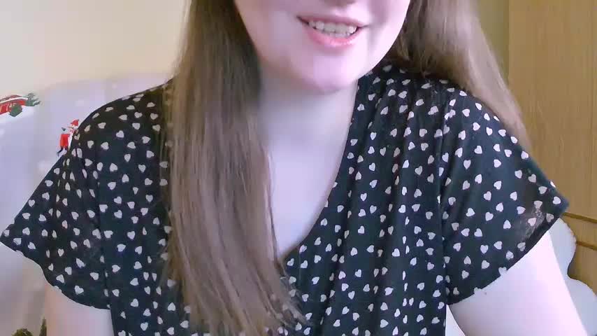 ChubbyMaia Cam Show Recorded 2025-04-16