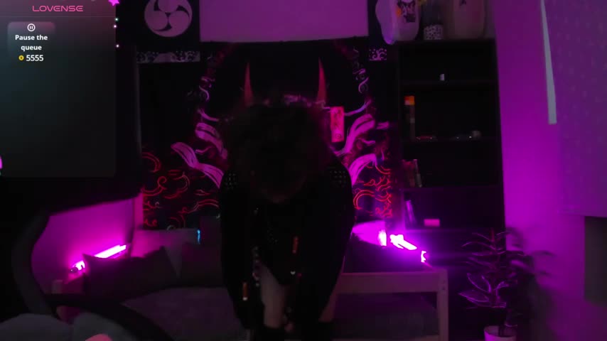 Dizer_clopy Cam Show Recorded 2025-04-17