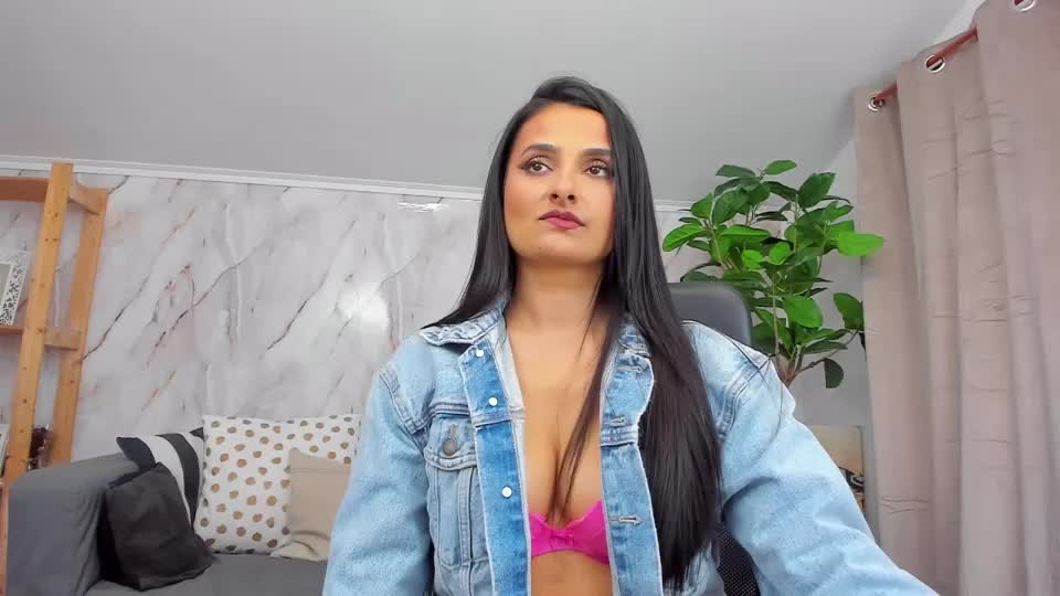 Jennaprice Cam Show Recorded 2025-04-17