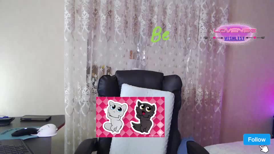 Sports_woman5 Cam Show Recorded 2025-04-17