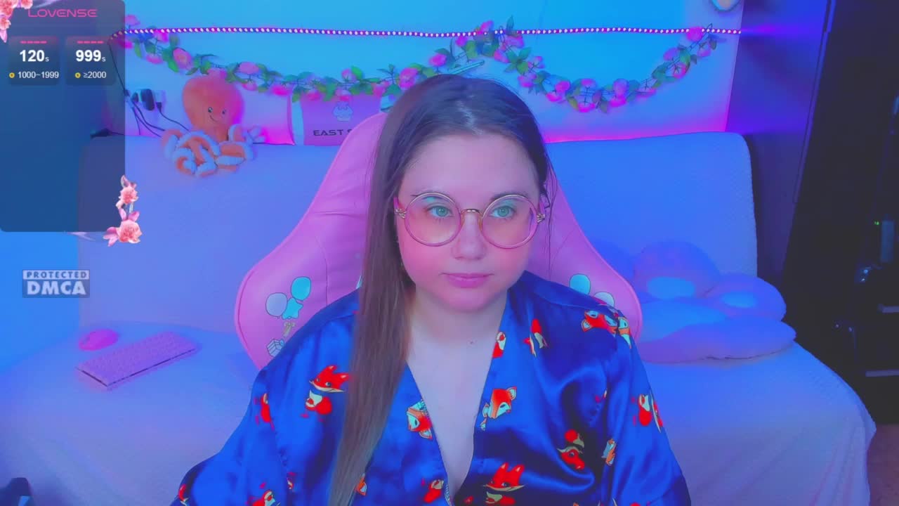 LoliSuccub Cam Show Recorded 2025-04-17