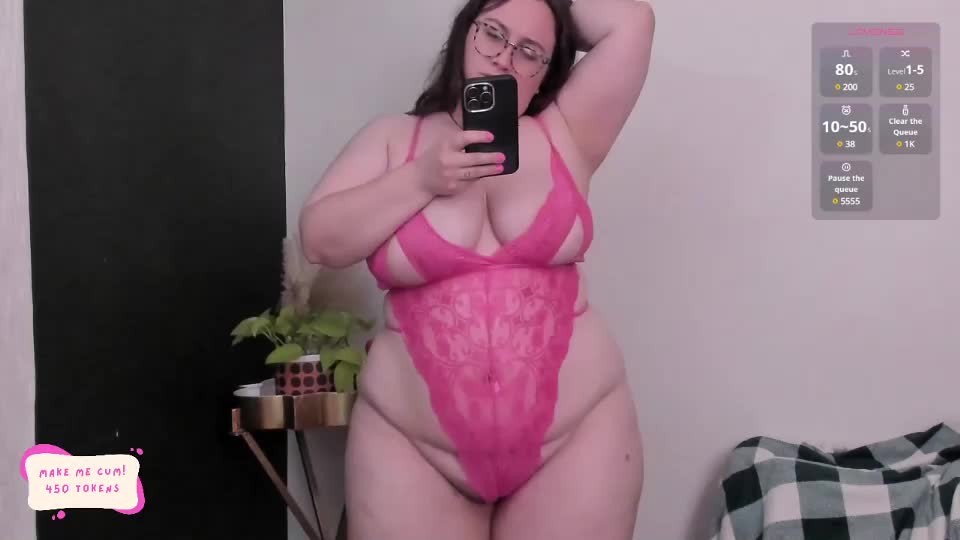 Rachlovexo Cam Show Recorded 2025-04-17