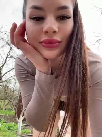 -MaybeBaby- Cam Show Recorded 2025-04-17