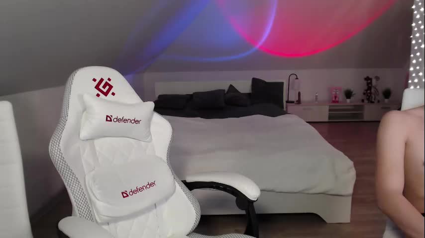 _yummybabes_ Cam Show Recorded 2025-04-17
