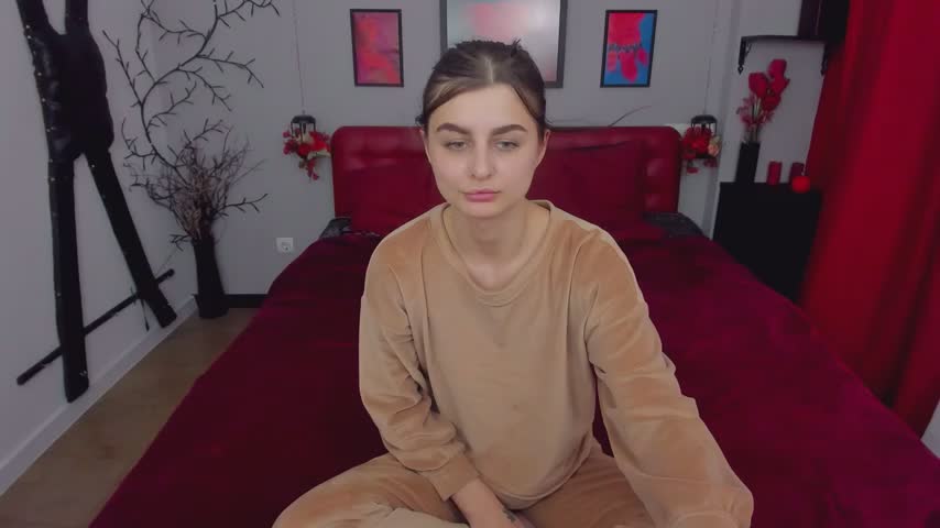 EmmaOlsen4u Cam Show Recorded 2025-04-18