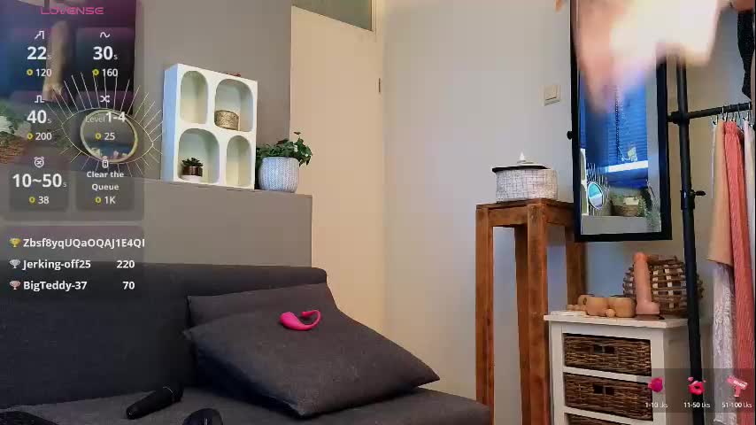 Ayreenmoore Cam Show Recorded 2025-04-18