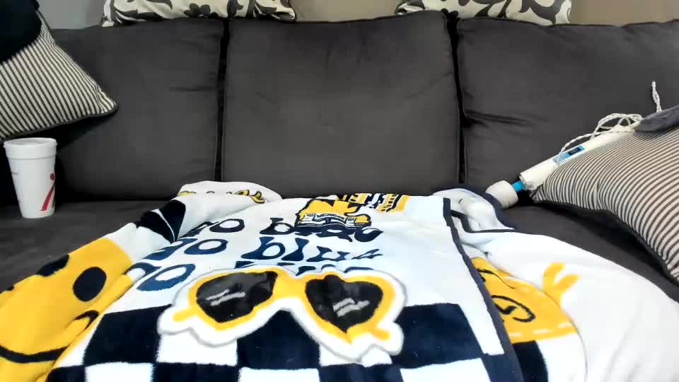 Kinkykortney Cam Show Recorded 2025-04-18
