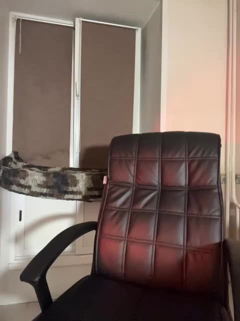 DarKSBunnYS Cam Show Recorded 2025-04-18