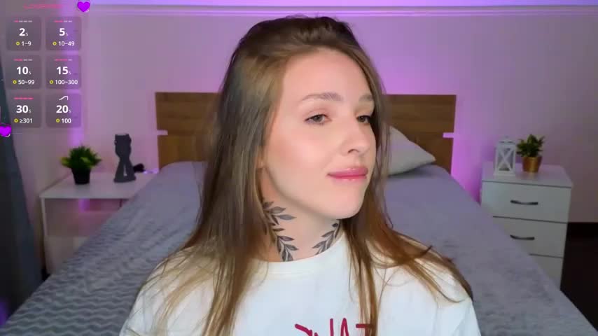 Mia_chill Cam Show Recorded 2025-04-18