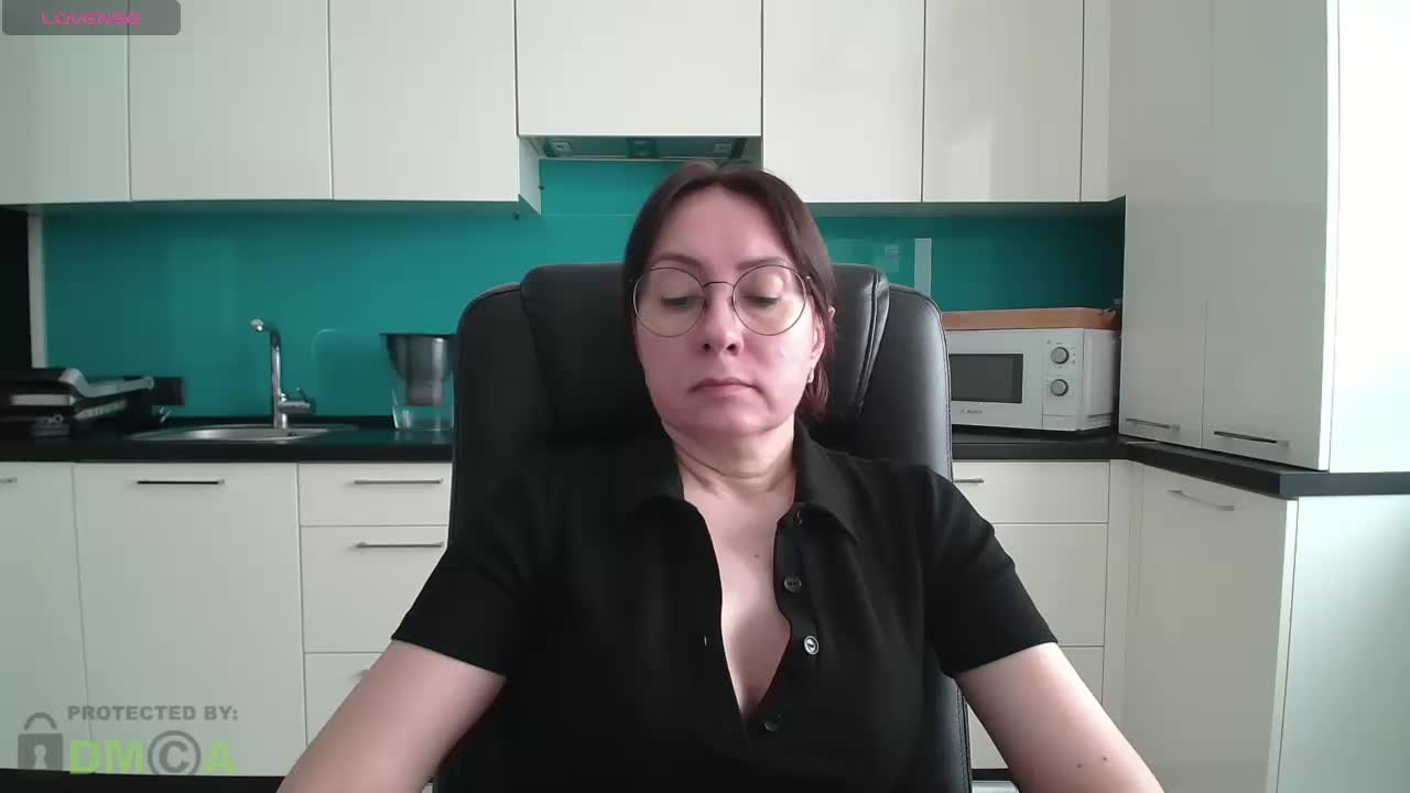 Dulcesiomar8 Cam Show Recorded 2025-04-18