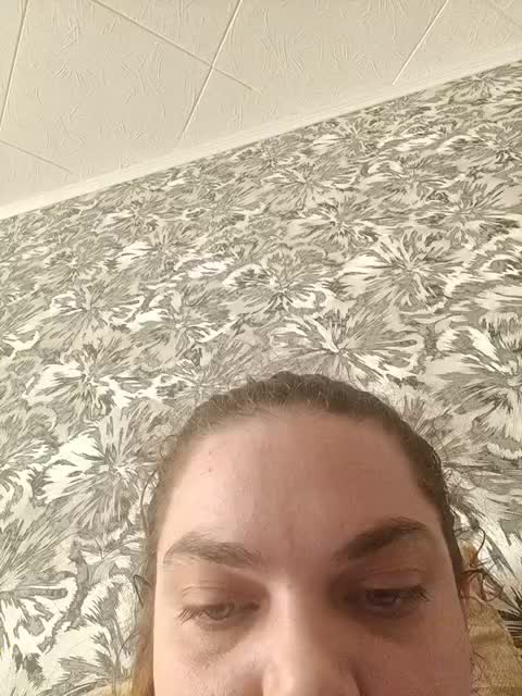 Natashaf Cam Show Recorded 2025-04-18